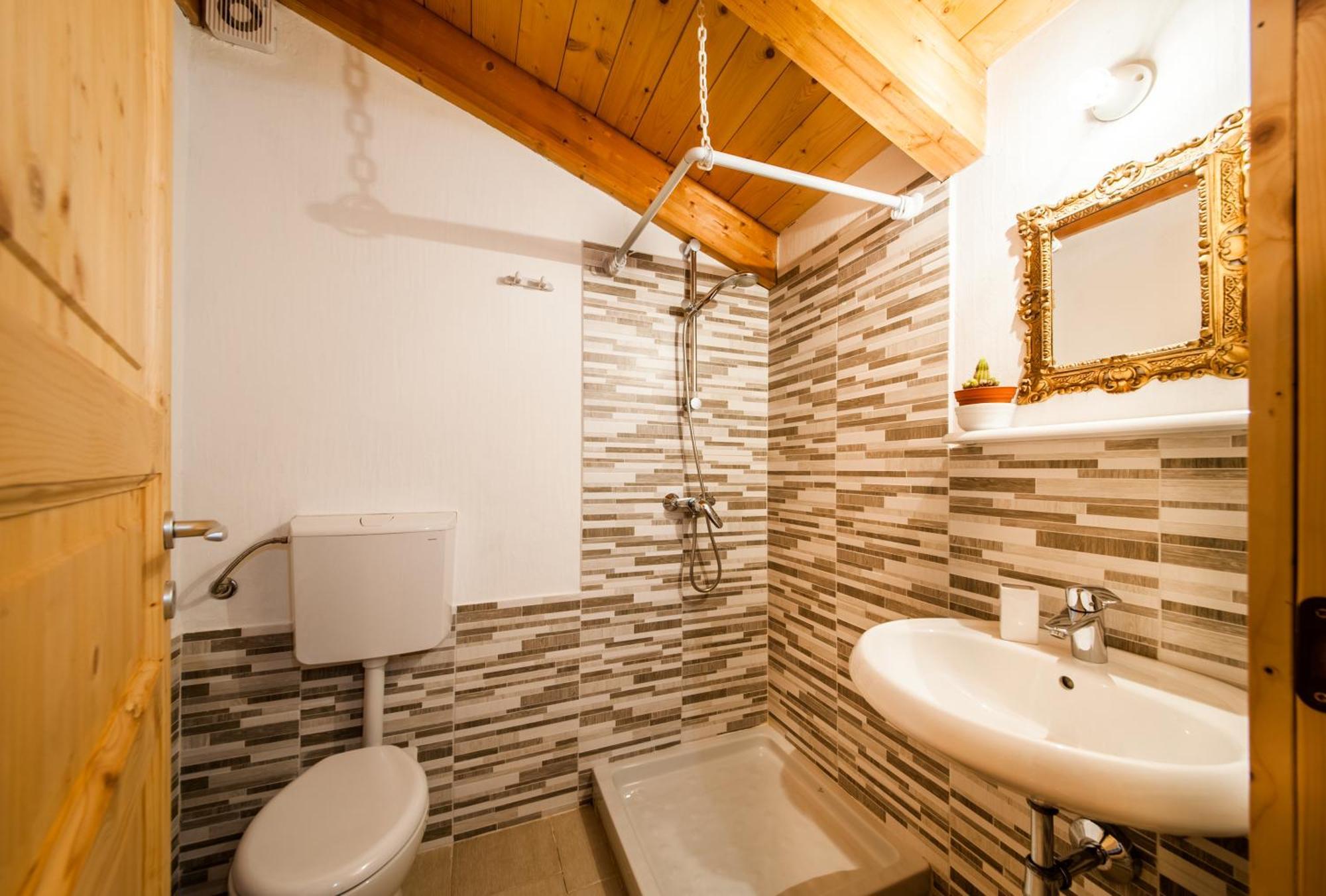 La Casa Di Mannazzotta 2 Bed & Breakfast Castelsardo Bagian luar foto